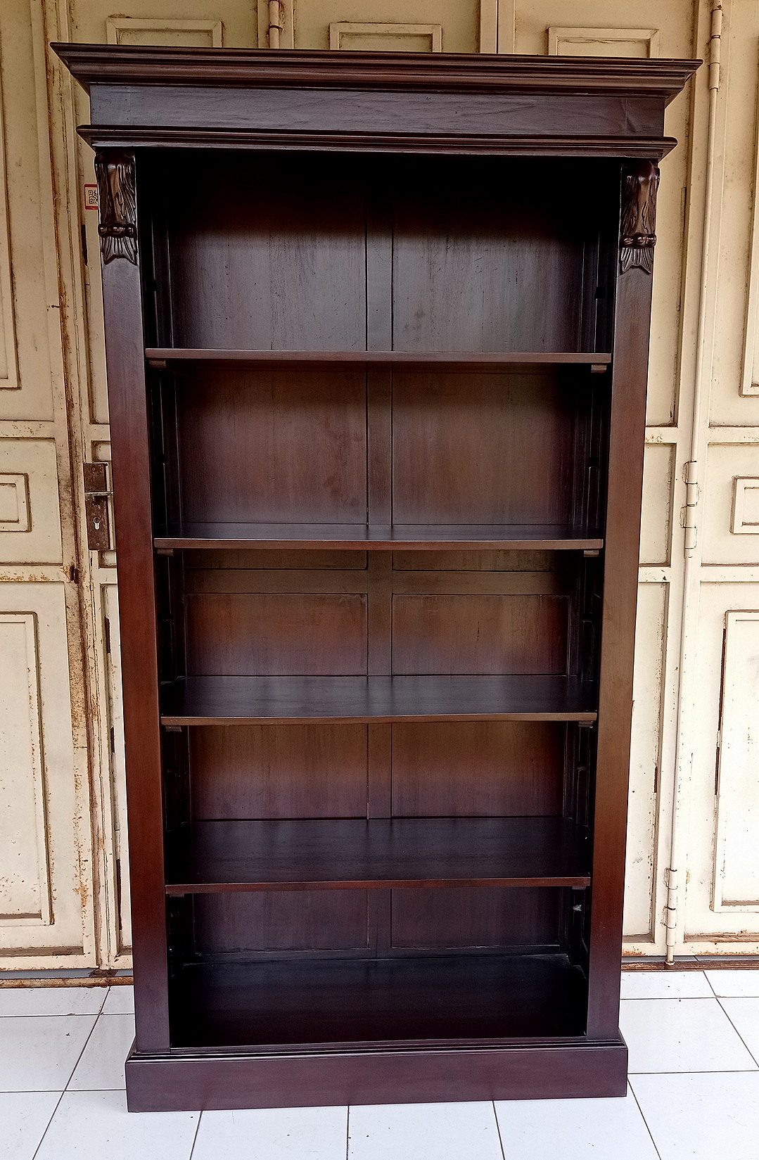 Wunderschönes Buchregal Bücherschrank Bücherregal Regal aus massiv Mahagoni
