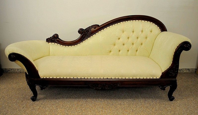 Traumhafte Couch Recamiere Ottomane Mahagoni brown Walnuss Premium Qualität