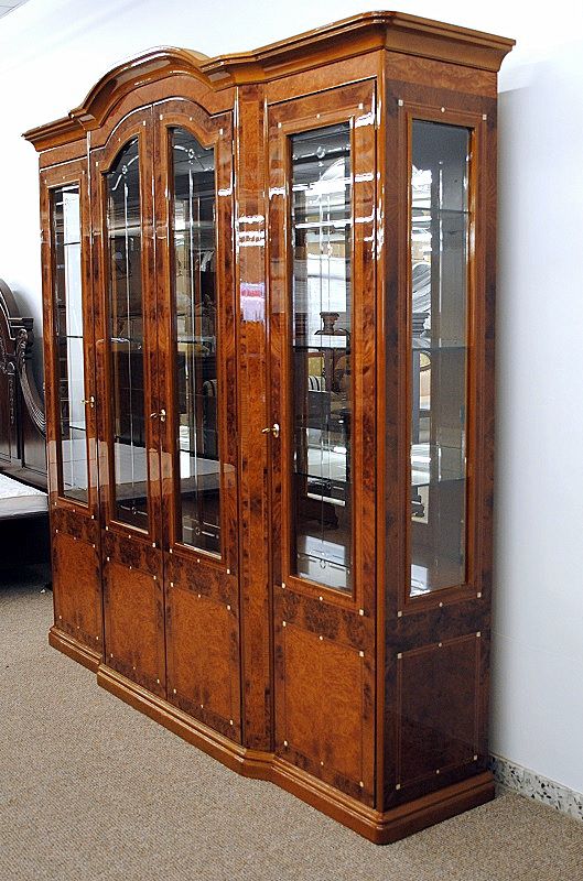 Vitrinenschrank Buffet Bücherschrank Ausstellungsstück Originalpreis 6200 Euro