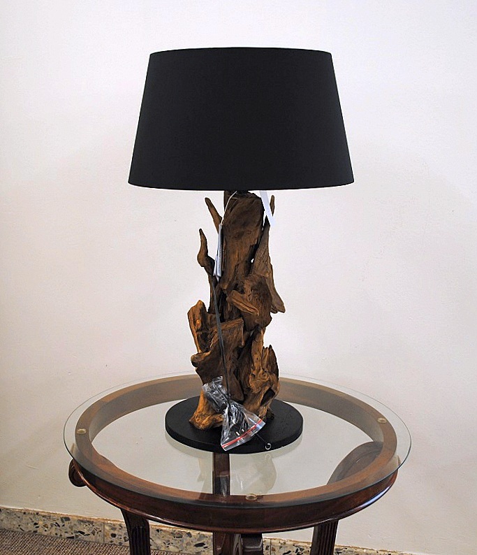 Stylishe Lampe Leuchte Tischleuchte Tischlampe Höhe 78 cm Schirm schwarz