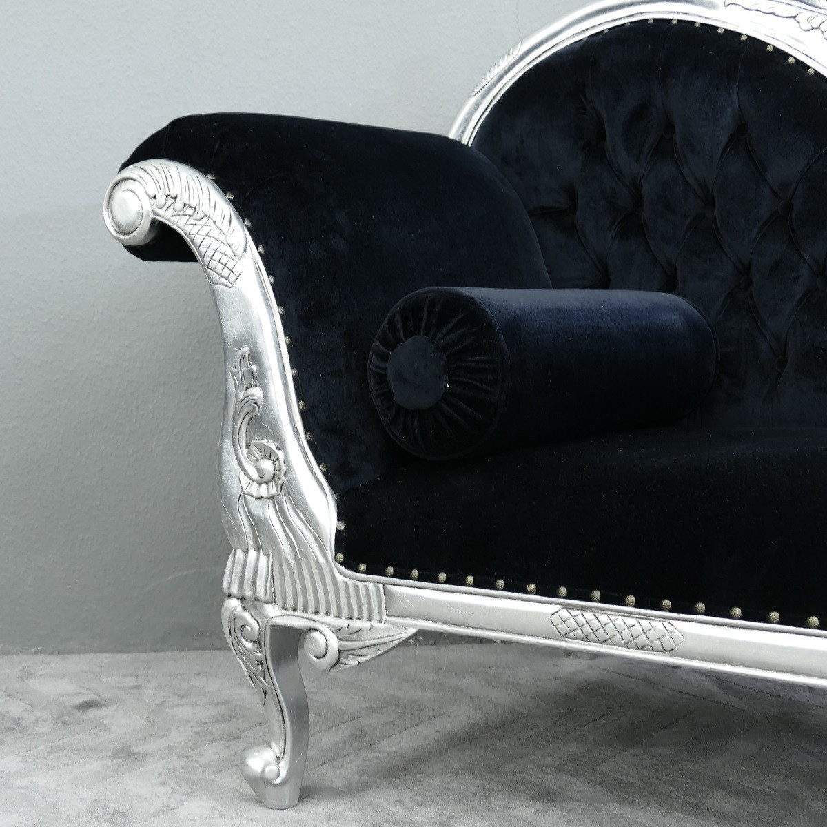 Wunderschöne Recamiere Ottomane Couch Mahagoni