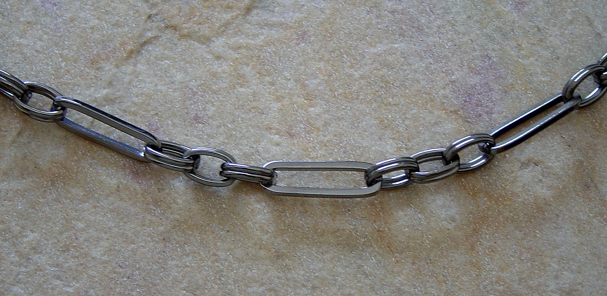 Dyrberg Kern Kette TIARA GUNMETALL SILHOUETTES